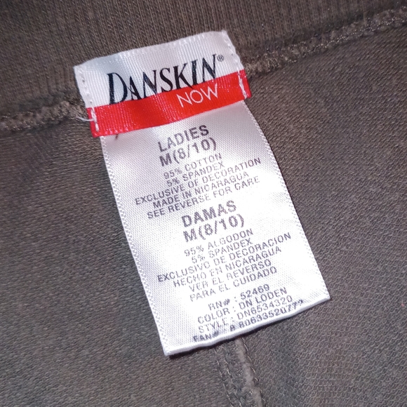 🆓 With $25 Dollar Purchase! Danskin (now) Capri workout pants - Picture 2 of 5